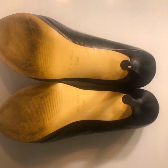 Heels - Picture 6 of 7